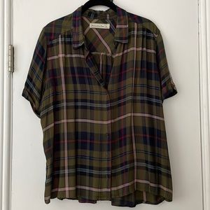 Abercrombie and Fitch short sleeve, green, plaid flannel